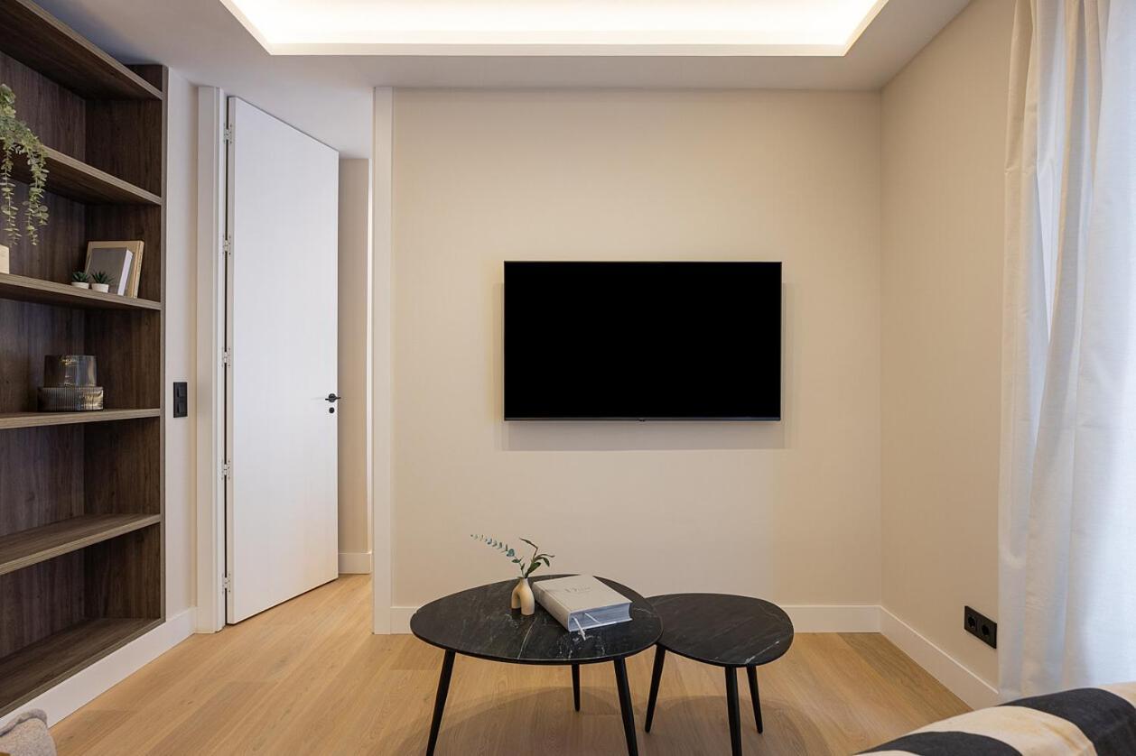 Appartamento Gran Via Xv Calle De Conchas 4br 4bh *